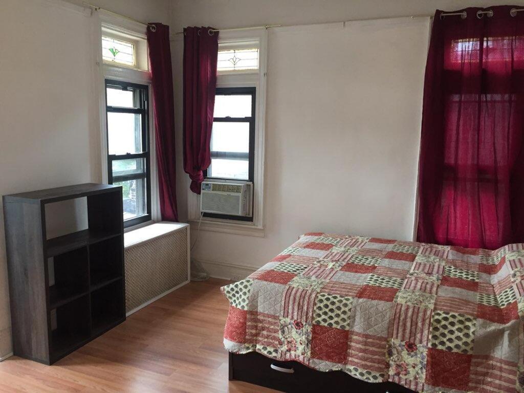 Two Bedroom Apartment In Queens 뉴욕 외부 사진